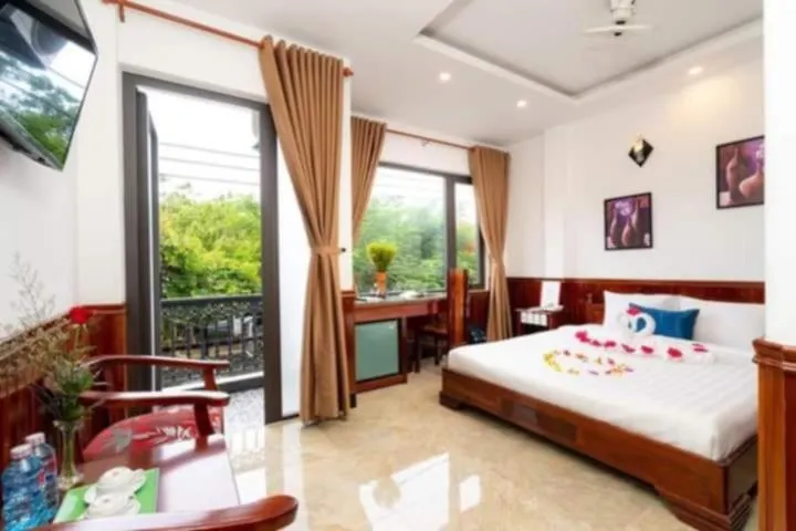 Alojamento de Acomodação e Pequeno-almoço Bana Home & Spa Hoi An