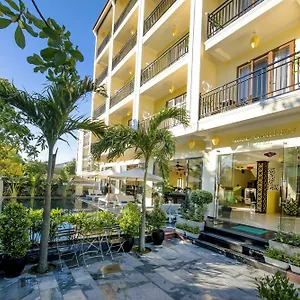 Hotel Rose Garden